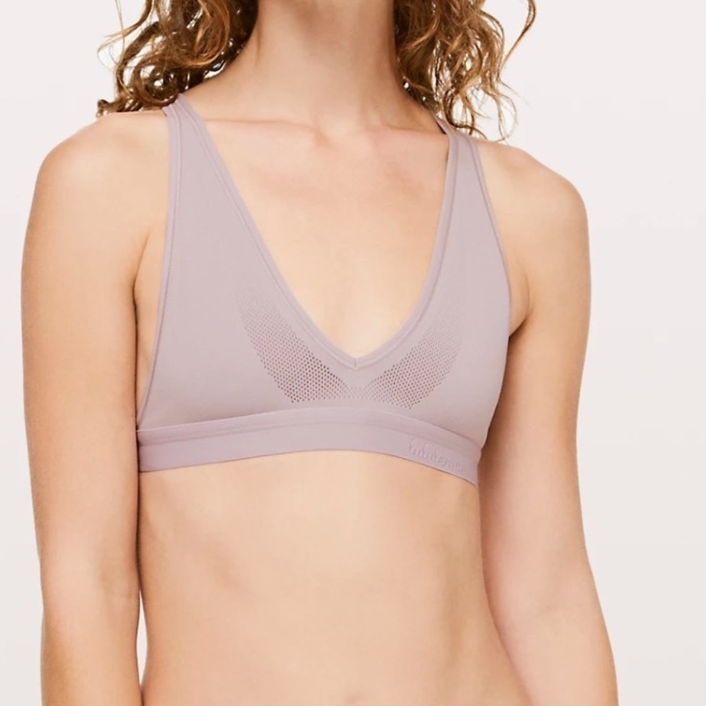 Lululemon A Little Bit Closer Bralette A/B Cup